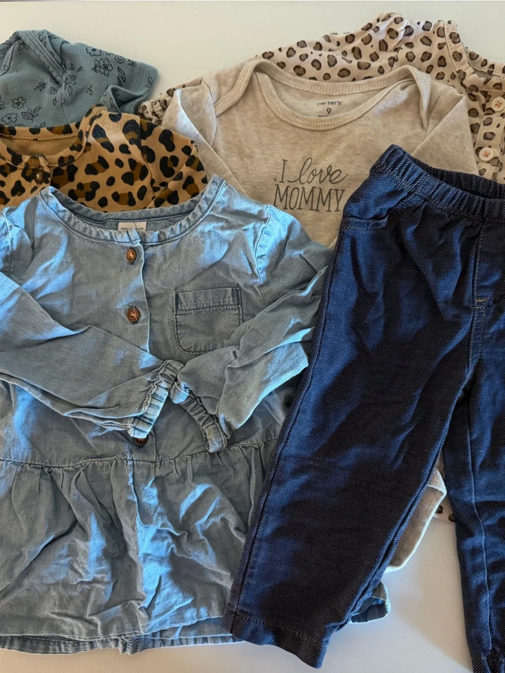 Lot of 6 Carter’s 9m Items